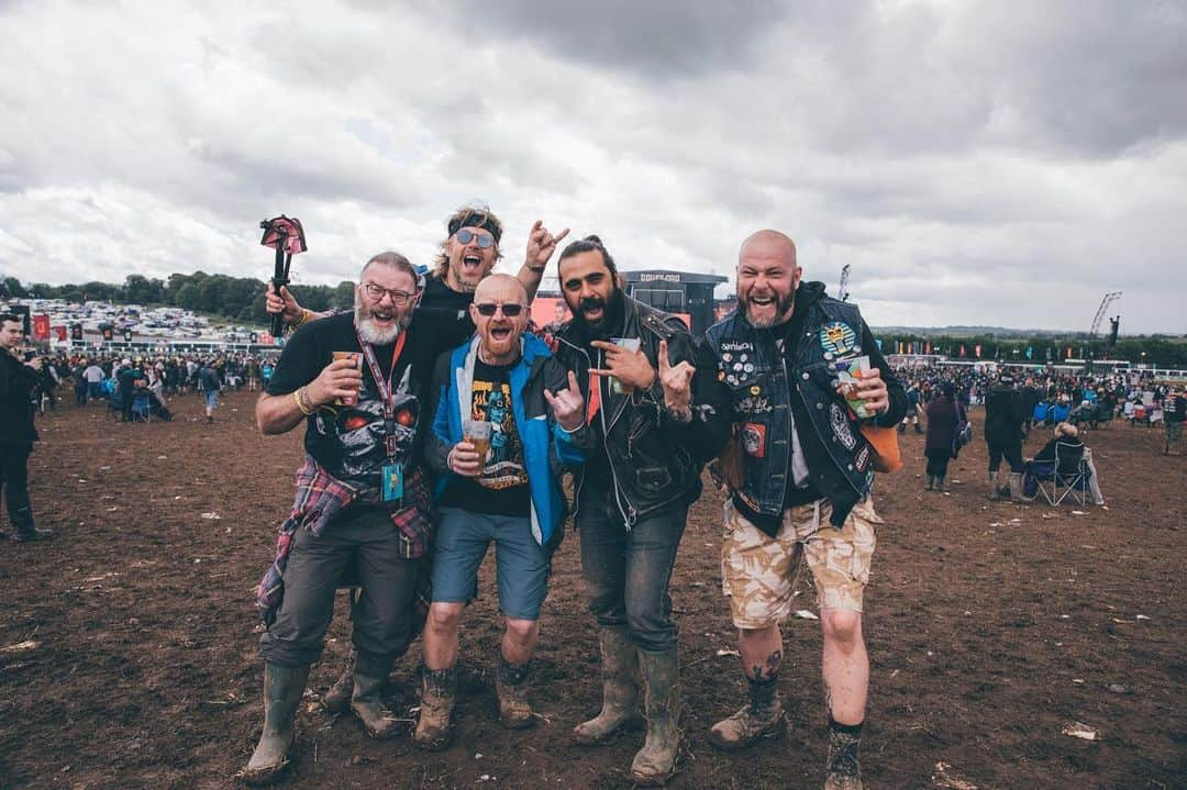 Kerrang!さんのインスタグラム写真 - (Kerrang!Instagram)「The Slayer fans of Download festival. Check out the full gallery on Kerrang.com. . . . 📸: @wondergirlphoto  #slayer #metal #downloadfestival #downloadfest #dl2019」6月18日 1時18分 - kerrangmagazine_