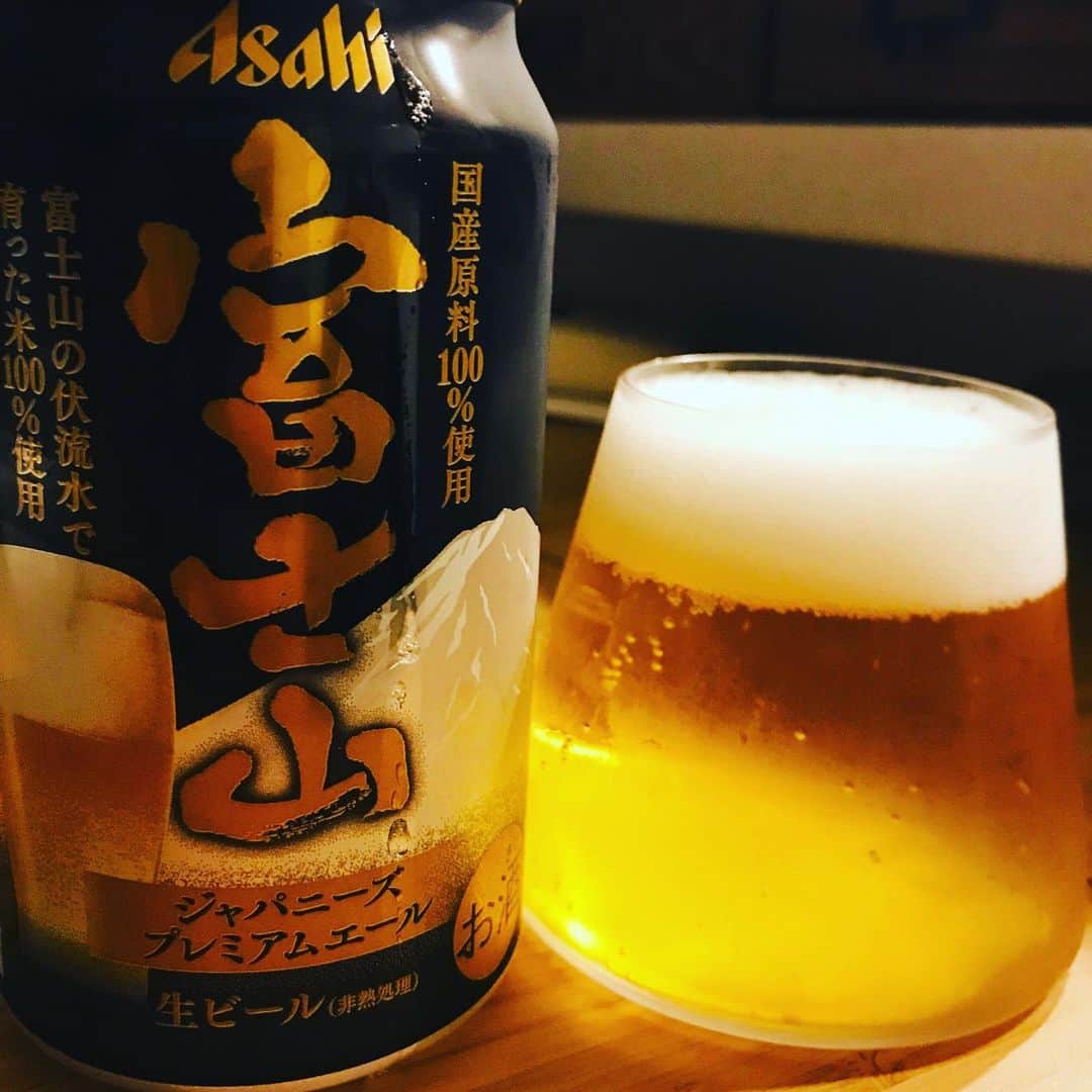 堀井亮佑のインスタグラム：「水が澄んでる感じがして美味しい！#beer #堀井ビールログ」