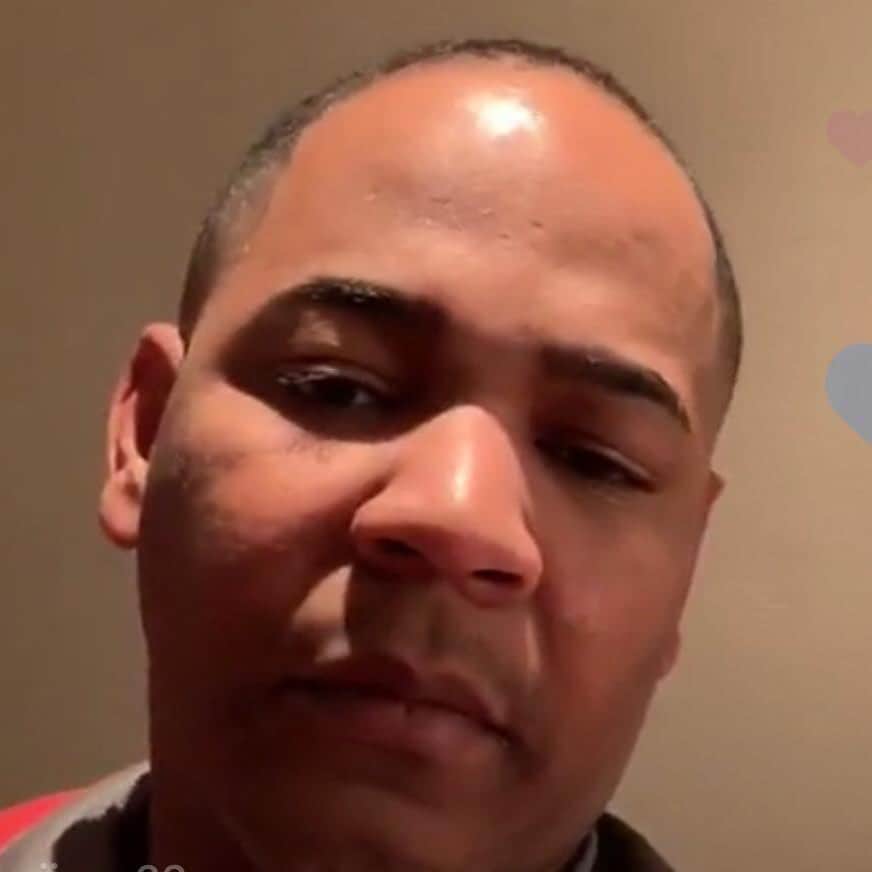 ホセ・レイエスのインスタグラム：「Mi cara cuando tengo que hablar con la prensa en NY y me acuerdo que la melaza vive aquí 😂😂😂😂」