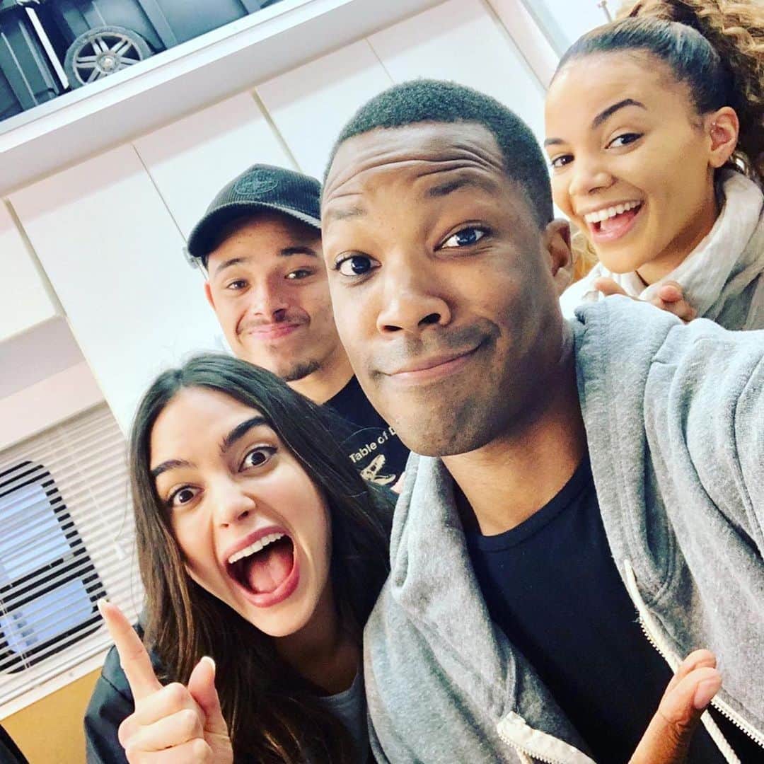Warner Bros. Picturesさんのインスタグラム写真 - (Warner Bros. PicturesInstagram)「Regram @coreyhawkins: 🤦🏾‍♂️ peer pressure lol. Will probably delete in 7 min. “Don’t @ me bro” 😎 #Fam #InTheHeights」6月18日 2時27分 - wbpictures