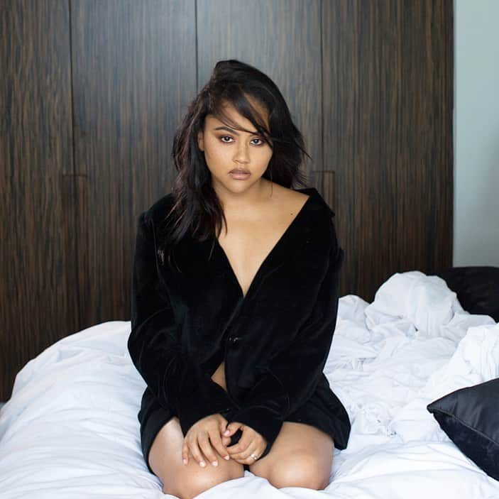 キャット・デルーナさんのインスタグラム写真 - (キャット・デルーナInstagram)「🖤」6月18日 2時57分 - katdeluna