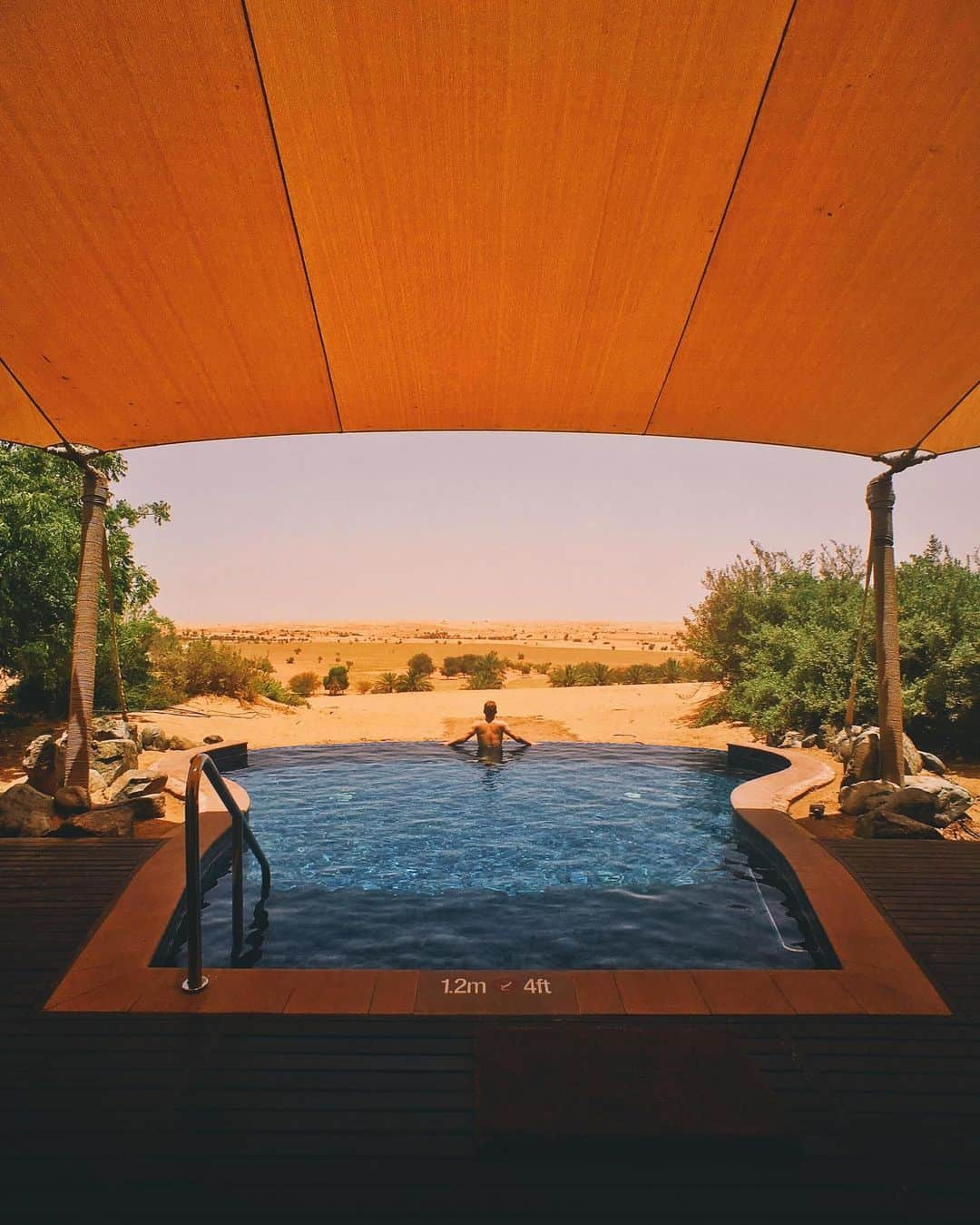 BEAUTIFUL HOTELSさんのインスタグラム写真 - (BEAUTIFUL HOTELSInstagram)「Sprawling red, desert views as far as the eye can see! From every suite of the Al Maha you can get incredible views. Would you relax in this pool? (In parternship with @visit.dubai , 📍:Al Maha Resort, Dubai)」6月18日 3時05分 - beautifulhotels