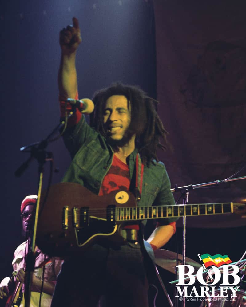 ボブ・マーリーさんのインスタグラム写真 - (ボブ・マーリーInstagram)「From today on the 1976 #RastamanVibration tour, Bob Marley & The Wailers perform live at the Hammersmith Odeon in London! #todayinbobslife 📷 by @dennismcevoymorris」6月18日 3時30分 - bobmarley