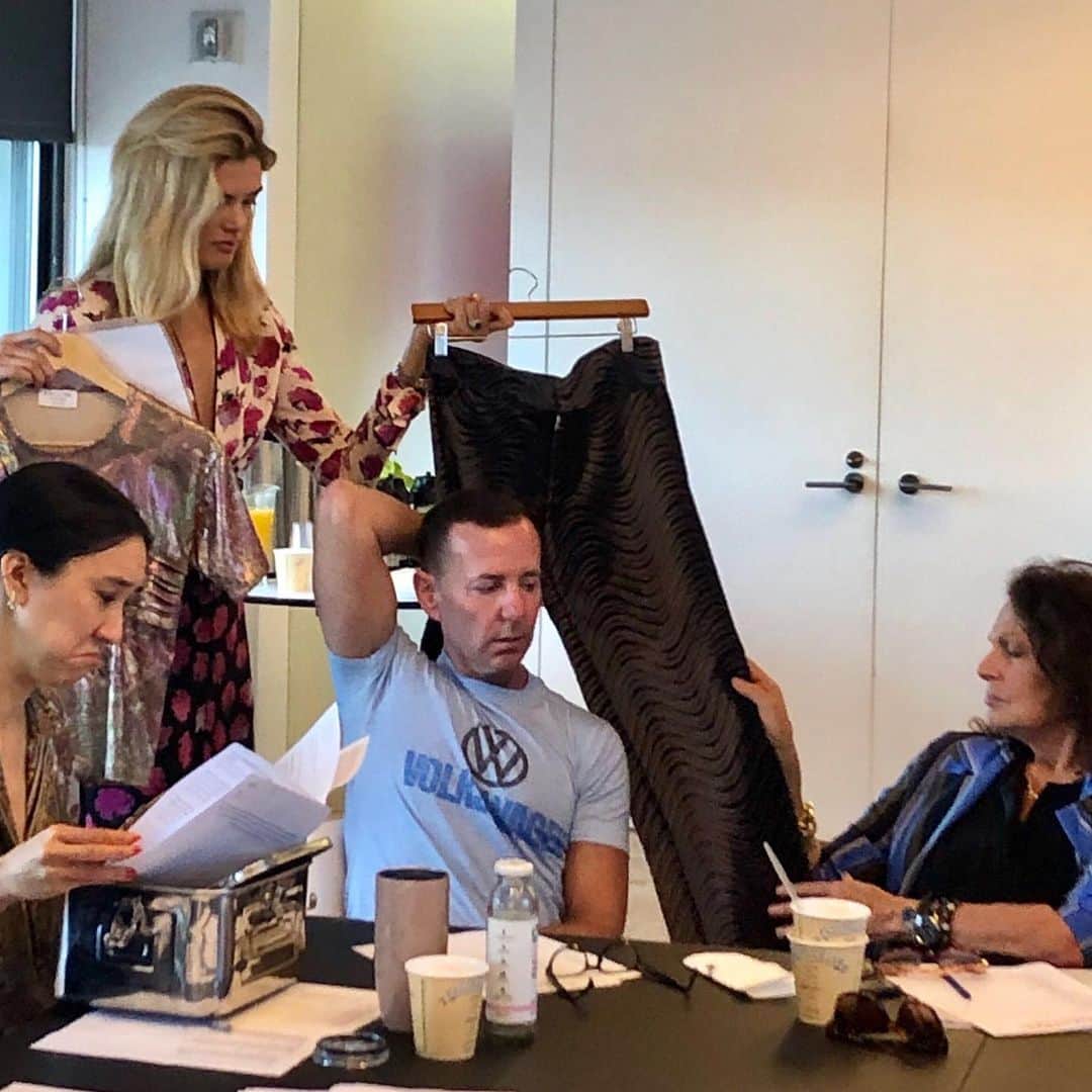 Nordstromさんのインスタグラム写真 - (NordstromInstagram)「“One of the best parts of my job is being able to support the young talent in this country.” - #nordstrom  designer fashion director @JeffreyKalinsky with Eva Chen & Diane von Furstenberg at the first meeting of the judges for this year’s @cfda / Vogue Fashion Fund」6月18日 3時49分 - nordstrom
