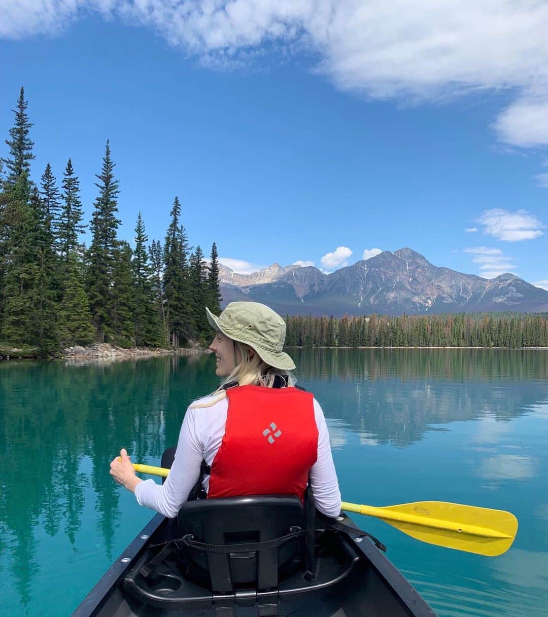 Anna Lylesのインスタグラム：「🇨🇦 ❤️」