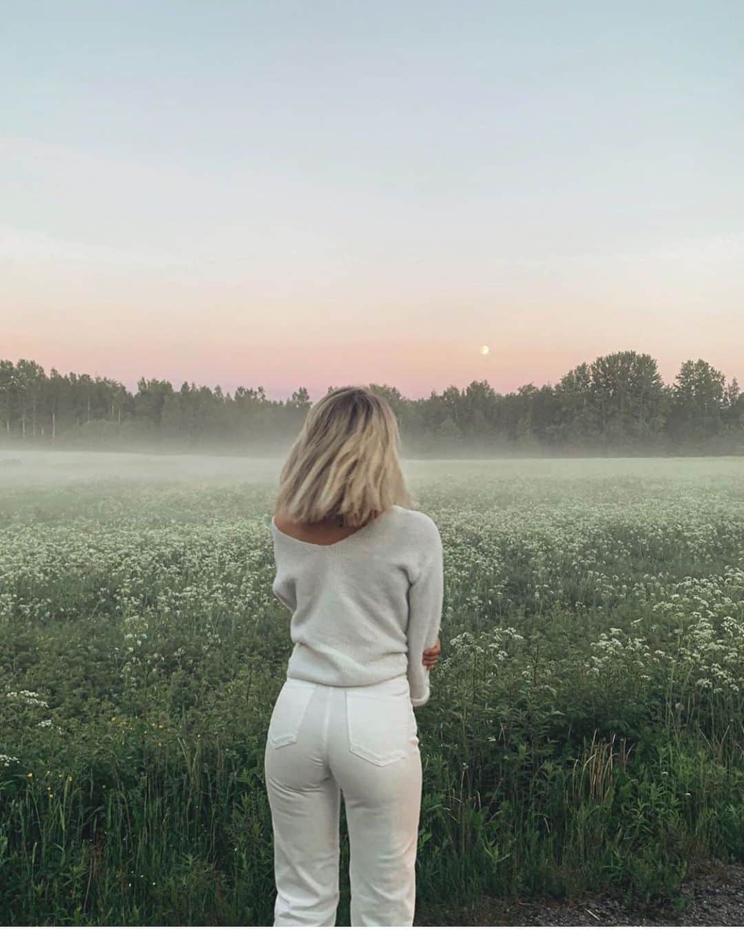 フィンランド政府観光局さんのインスタグラム写真 - (フィンランド政府観光局Instagram)「夏の夜💛 ． @lastingcloset さんの写真。Kiitos！」6月18日 5時07分 - visitfinlandjapan