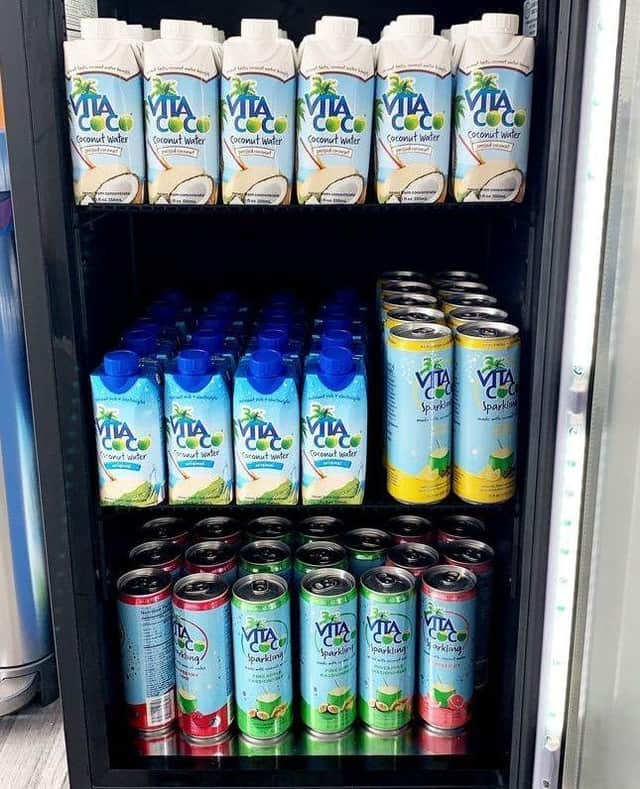 Vita Coco Coconut Waterのインスタグラム：「Fully stocked fridge, what are you reaching for?」