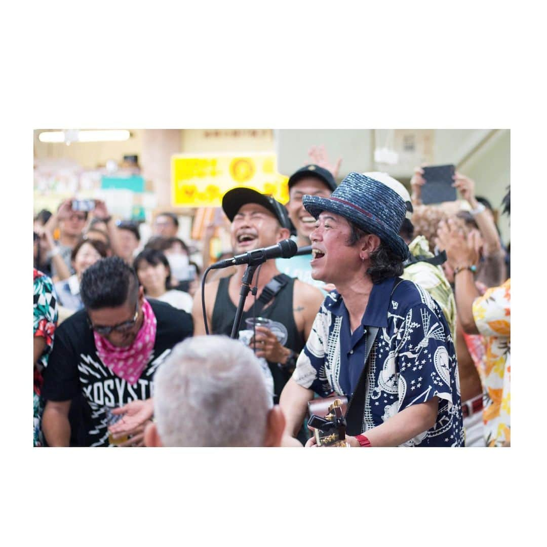 MAIKO さんのインスタグラム写真 - (MAIKO Instagram)「#公設市場 ライブの思い出🐖🐠🐡 ・ ・ #つるふぉと #ステキな写真ありがちょふ📸」6月18日 15時26分 - maiko_oops