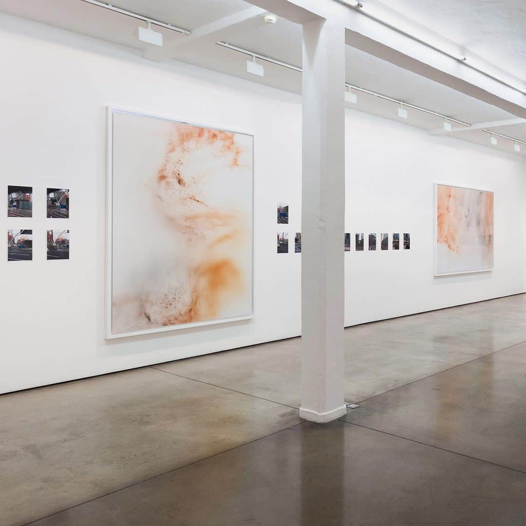 HYPEBEASTさんのインスタグラム写真 - (HYPEBEASTInstagram)「@hypebeastart: @wolfgang_tillmans has recently launched his ninth solo exhibition at East London’s @maureen_paley gallery. The artist displays his new experimentations that inspiration from the mid-1980s. The exhibition features Tillman’s 2019 ‘Old Street’ multi-part pieces, which feature visuals of the East London roundabout captured in different angles, and the ‘Sound of Central’ is comprised of layered field recordings which offer an ethereal landscape. The exhibition will be available to visit until July 21. Swipe to take a look at some of the artist’s work. Photo: Maureen Paley」6月18日 15時41分 - hypebeast