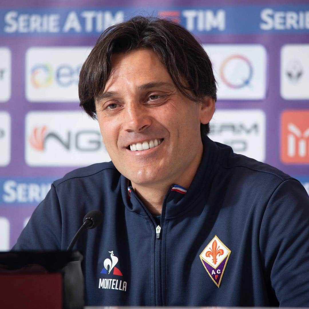 ACFフィオレンティーナさんのインスタグラム写真 - (ACFフィオレンティーナInstagram)「Buon compleanno al nostro Vincenzo Montella. Nato a Pomigliano D’Arco (Napoli) il 18 giugno 1974 compie oggi 45 anni. Tanti auguri Mister da tutta la famiglia Viola! | Happy birthday to our very own Vincenzo Montella. Born in Pomigliano D’Arco (Naples) on 18 June 1974, the Fiorentina coach turns 45 today. Many happy returns from the Viola family! #ForzaViola」6月18日 15時43分 - acffiorentina