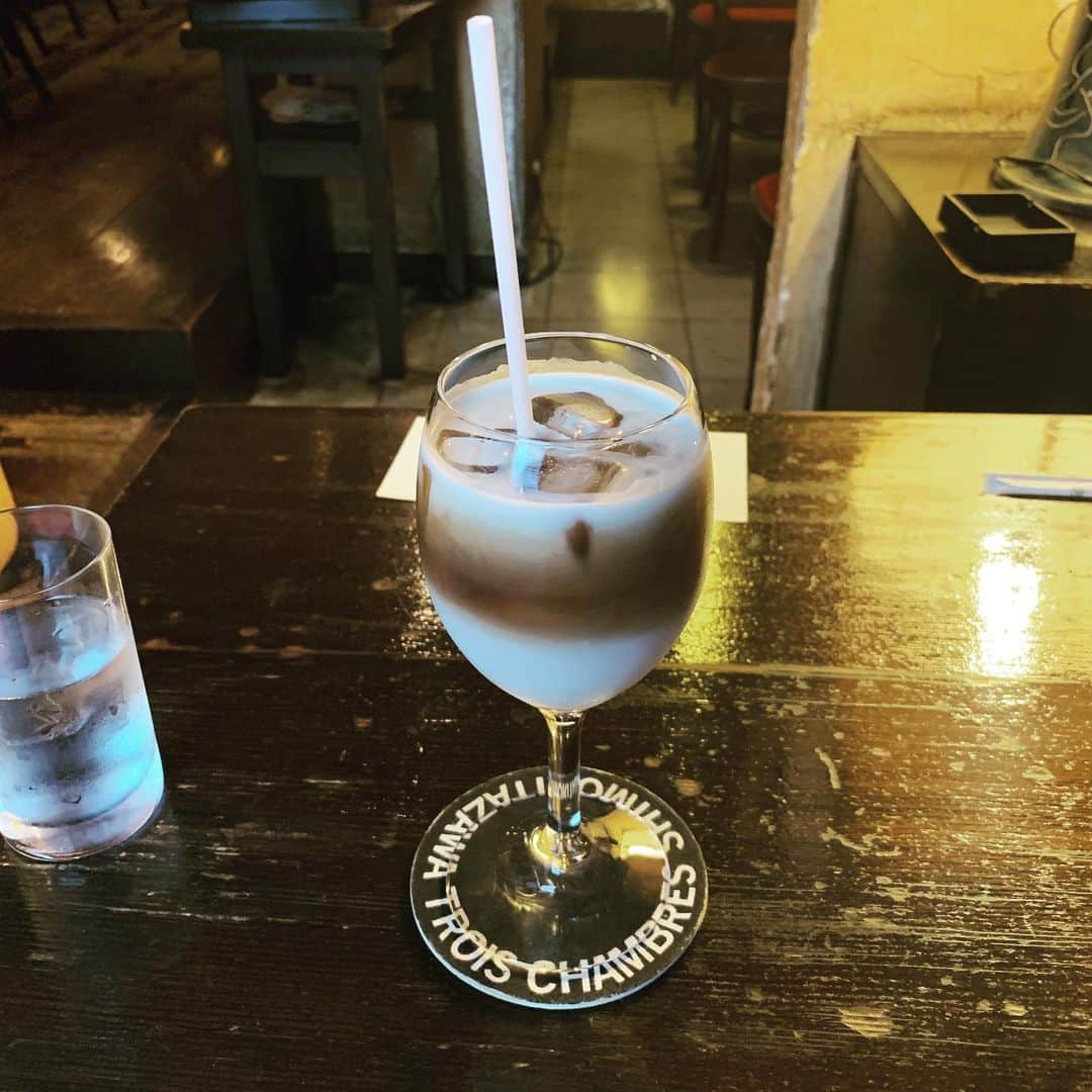 小谷実由さんのインスタグラム写真 - (小谷実由Instagram)「トロワシャンブルのお冷はなぜ美味しいのか、本当解明したい、思い込みにしては美味しすぎるよ本当に #喫茶部」6月18日 16時08分 - omiyuno