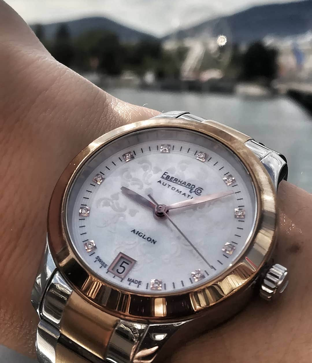 エベラールさんのインスタグラム写真 - (エベラールInstagram)「Aiglon Dame by Eberhard & Co., the sophisticated charm simplicity. #aiglondame #eberhard_co #eberhardwatches #ladywatch #eberhard1887 #eberhard」6月18日 16時09分 - eberhard_1887