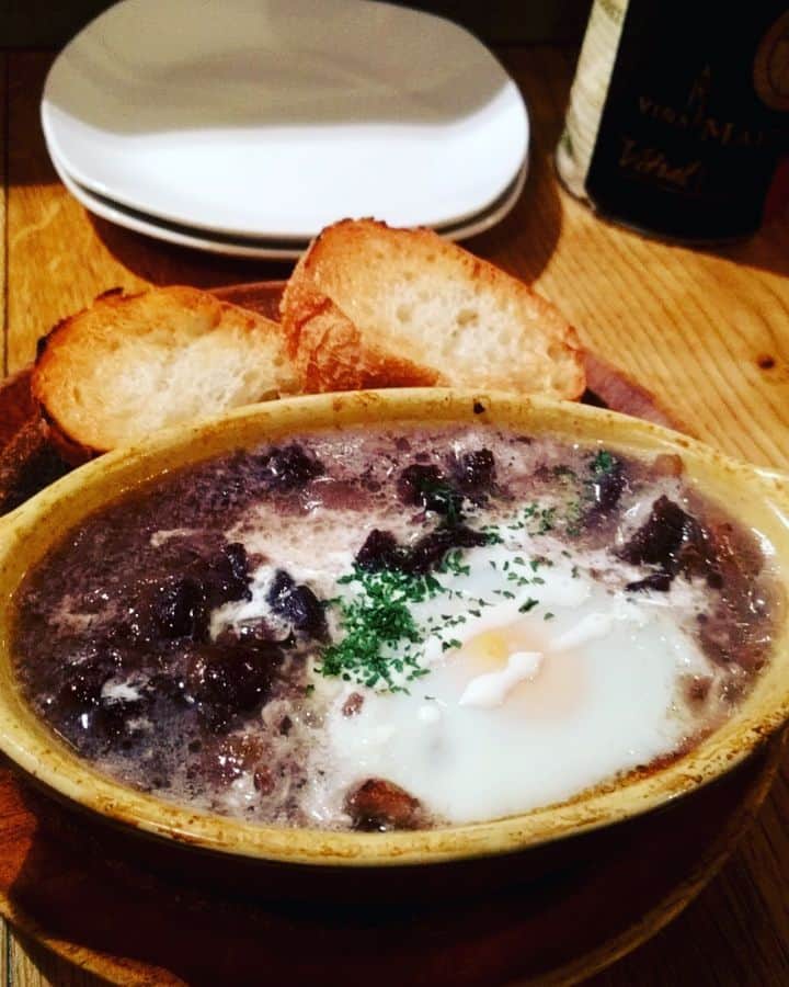 越中睦士のグルメインスタ