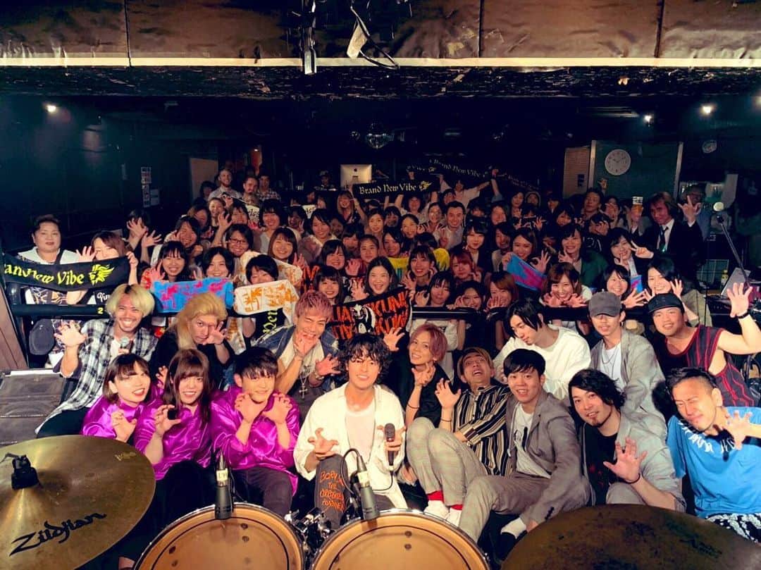 マーサーさんのインスタグラム写真 - (マーサーInstagram)「シベリアンスカンクpresents カチャーサナイト！thank you！！ 皆のおかげで良い日になりました もっと形にしないと。踏ん張ります  #シベリアンスカンク#シベスカ#civilianskunk#tokyo#okinawa #musician#Japan#ラムール#1shine#zen#actoneage#Brandnewvibe」6月18日 16時47分 - kyan_masa69