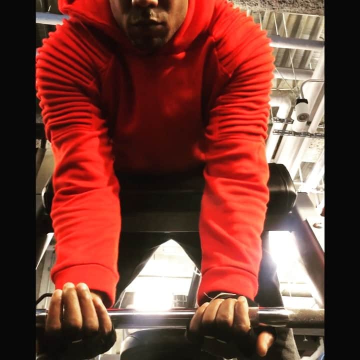 ダンテ・カーヴァーのインスタグラム