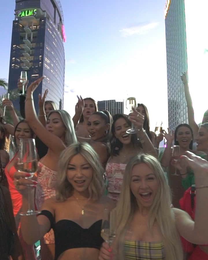 Palms Casino Resortのインスタグラム：「No better way to celebrate the opening of our new @Revolve X Palms store.」