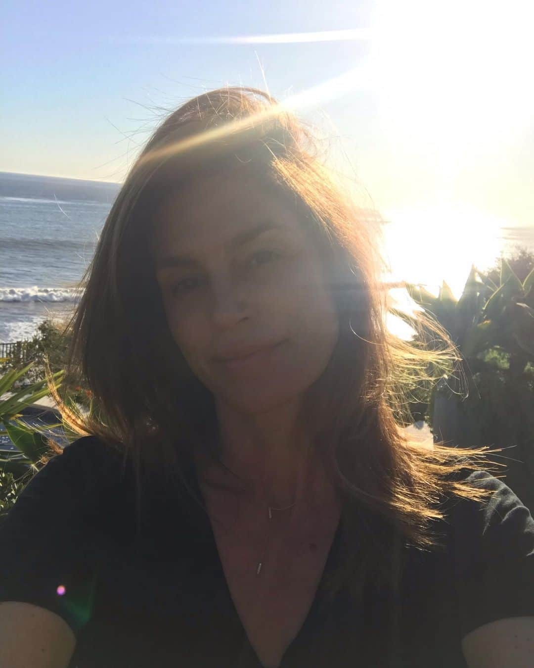 シンディ・クロフォードさんのインスタグラム写真 - (シンディ・クロフォードInstagram)「Not so manic Monday...」6月18日 10時06分 - cindycrawford