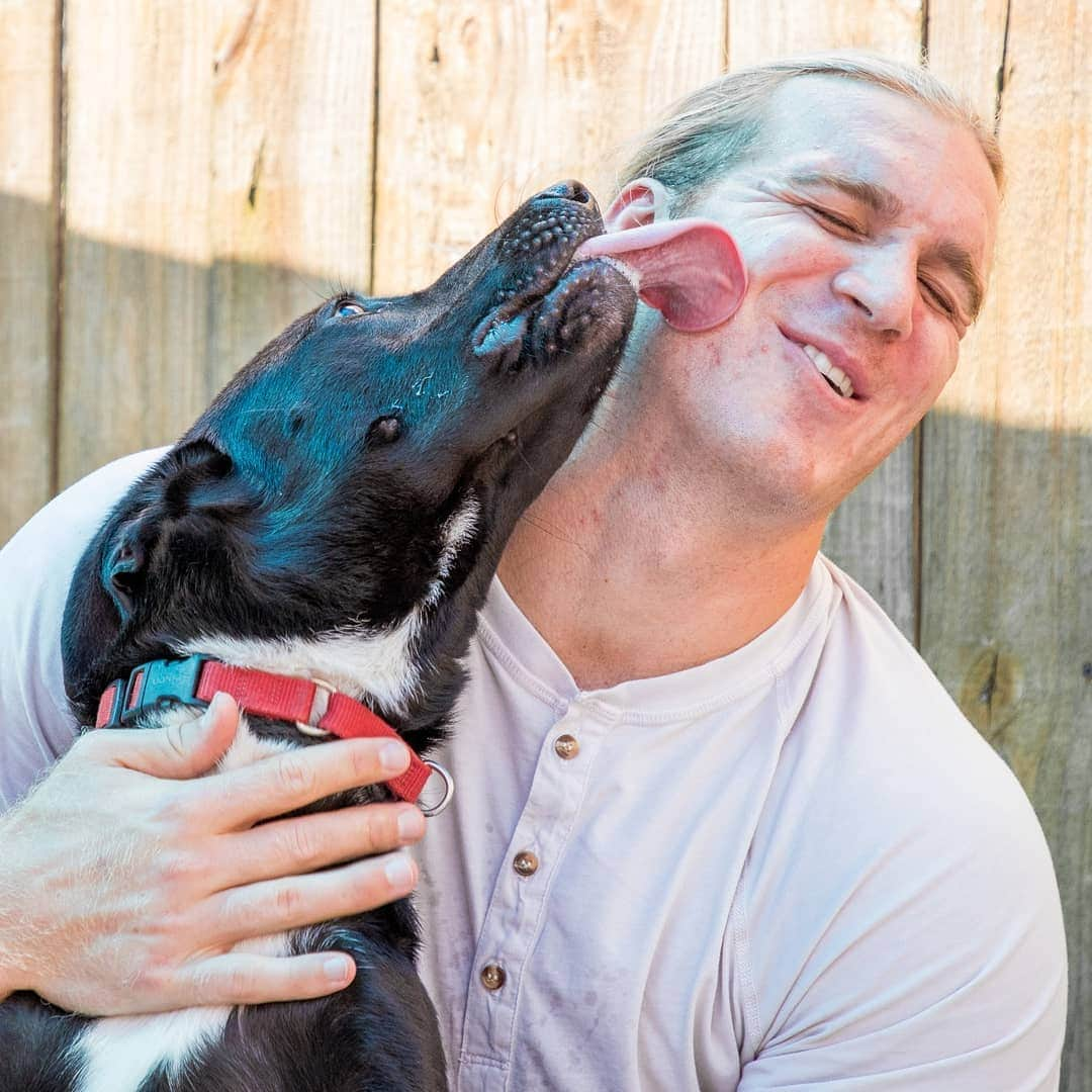 ニューオーリンズ・セインツさんのインスタグラム写真 - (ニューオーリンズ・セインツInstagram)「Alex Anzalone is passionate about animal rescue and frequently visits Animal Rescue New Orleans. He volunteers his time with ARNO in hopes of helping find shelter animals permanent homes. Take a look at his most recent visits by clicking our link in bio. - #Saints #animalrescue」6月18日 10時18分 - saints