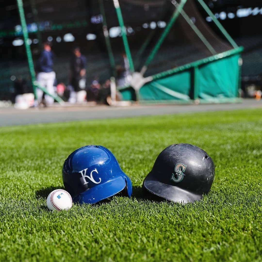 カンザスシティ・ロイヤルズさんのインスタグラム写真 - (カンザスシティ・ロイヤルズInstagram)「Grab some coffee and get ready for a late-night series in Seattle. ☕ #AlwaysRoyal」6月18日 11時04分 - kcroyals