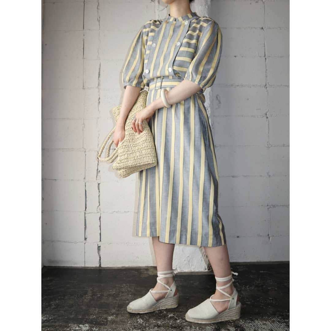 吉祥寺 古着屋 Orfeoのインスタグラム：「Vintage StripeDress  #Orfeo #Kichijoji #Tokyo #vintage #used #fashion #coodinate #outfits #オルフェオ#吉祥寺 #東京 #古着 #古着屋 #ヴィンテージ #ユーズド #ファッション #コーディネート  掲載商品のお問い合わせはメールにて承っております。コメント、DMでのお問い合わせは受け付けておりませんのでご了承ください。」