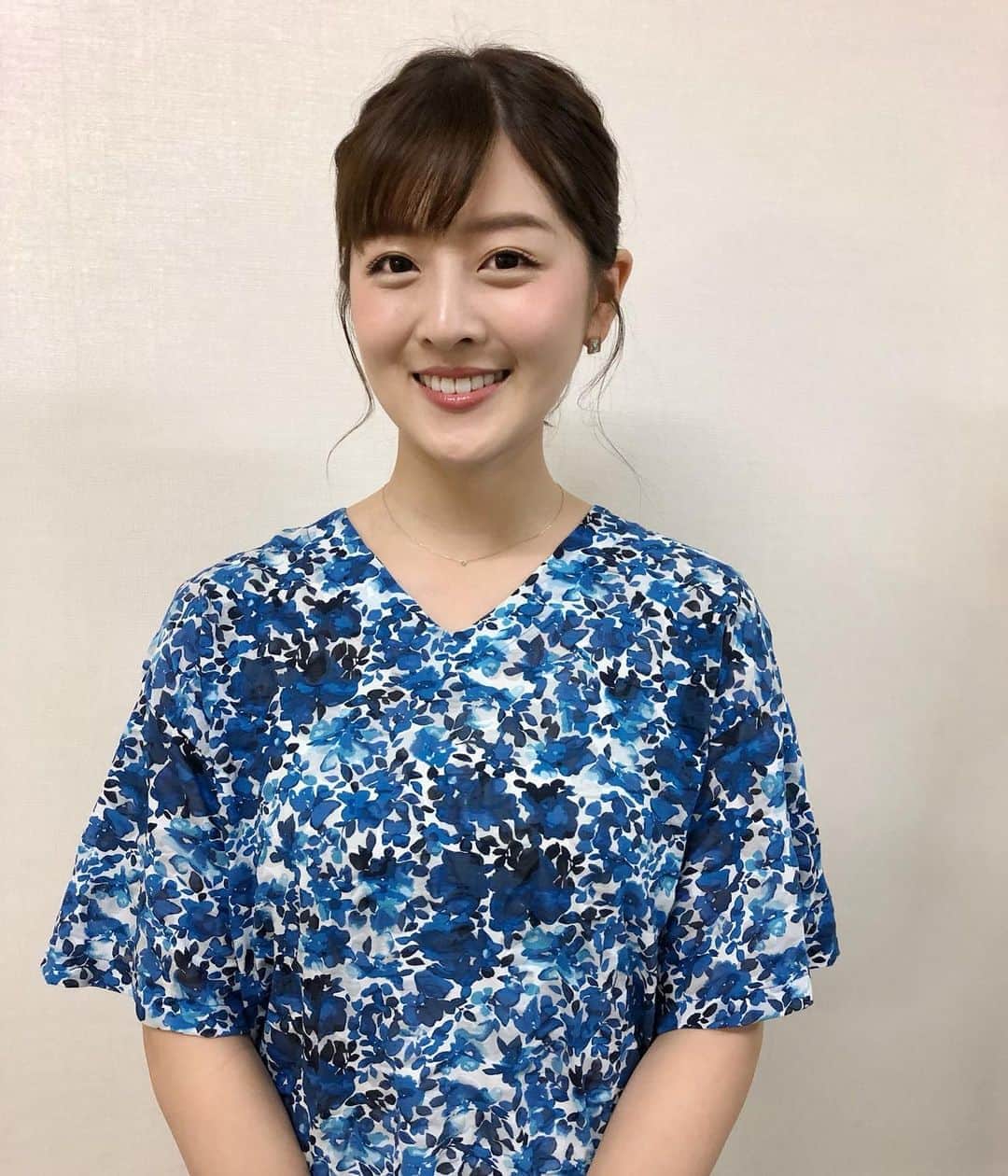 中村秀香のインスタグラム：「今朝は、#すまたん お天気担当でした！ ！  ありがとうございました🙇‍♀️ .  #だじゃれひでーかどーか」
