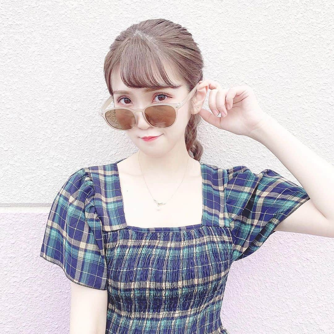 五十嵐茉優さんのインスタグラム写真 - (五十嵐茉優Instagram)「ㅤ ㅤ sunglasses🕶⛱ ㅤ こういうガーリーな感じの サングラス欲しかったんだ〜♡ 今年オーダーした水着にも合いそう だし色々使えそう😎！ ㅤ present by @tres.jewelry  coupon code 【300GA】 ㅤ #tresjewerly #sunglasses #サングラス #夏コーデ #2019ss #プチプラ #かわ育 #fasmees #petrel_jp #ray公認インフルエンサー #larmedolls」6月18日 11時52分 - mau08us