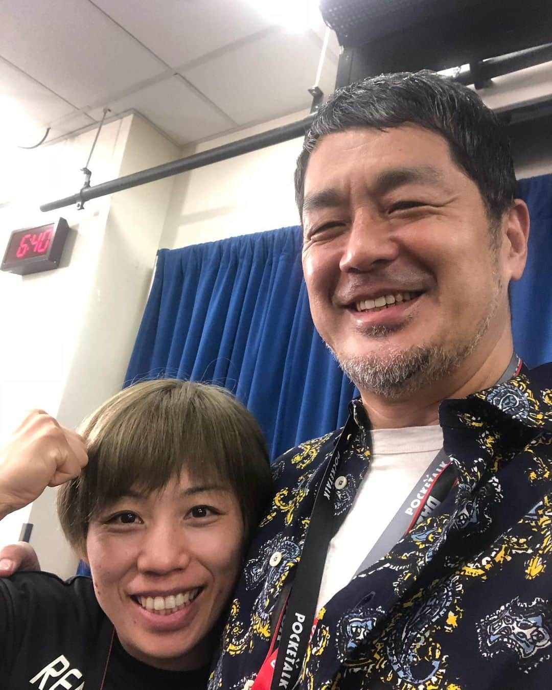 高田延彦さんのインスタグラム写真 - (高田延彦Instagram)「RIZIN女子スーパーアトム級チャンピオン、強者女王・浜崎朱加選手はRENA選手のサポート役として献身的に動いていた❗️阿部ちゃん筆頭にチームワークは抜群だった！  #浜崎朱加  #msg  #aacc  #阿部ちゃん  #チームワーク  #rizin  #ベラトール  #ニューヨーク  #rena」6月18日 11時56分 - takada_nobuhiko