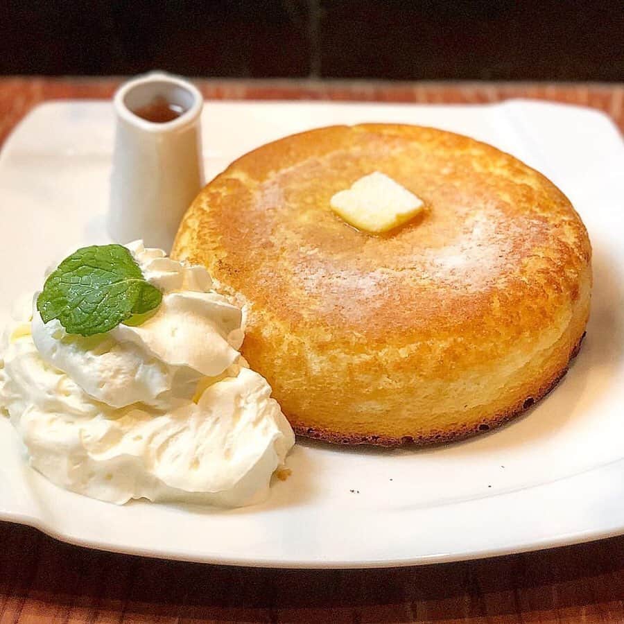 LeTRONC ルトロンのグルメインスタ