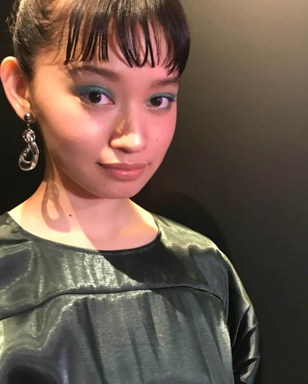 美舟さんのインスタグラム写真 - (美舟Instagram)「LAから来た【Beauty con Tokyo 】日本初上陸！ 初の美容のみの大きなイベントです。 そこでMake-up Lessonでは花之枝しほりさんにColourMakeをさせて頂きました⭐️ 海外からのゲストトップモデルWinnie Harlowもゲストに来て渡辺直美さんとお話ししてました💕  #hair #makeup #花之枝しほり #Makeuplesson #beautyconTokyo #la #イベント #colourmake」6月18日 12時32分 - mifune2014