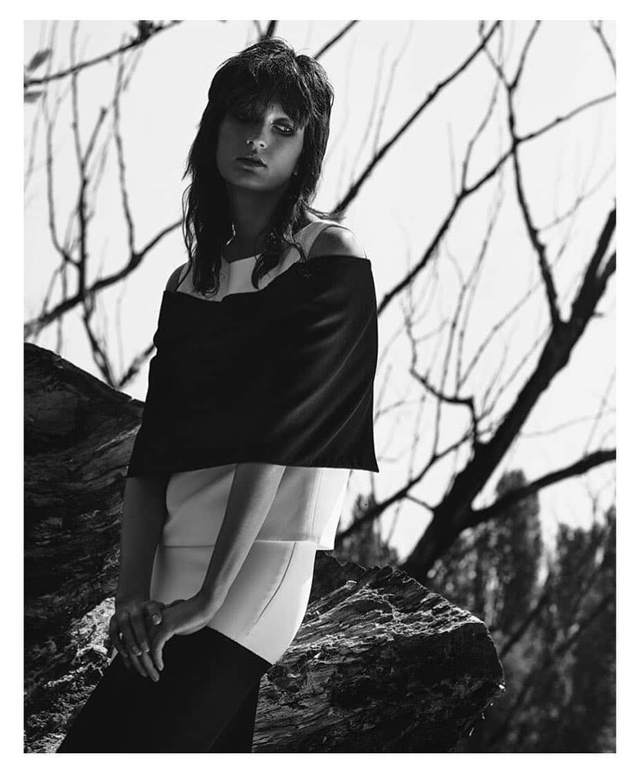 のインスタグラム：「Kely Ferr is wearing the SS 2019 Collection in the latest issue of @latestmagazine - shot by @aeseph - styled by @vittoriarossiprovesi @kelyferr #guylarocheparis #richardrene #guylaroche #style #paris #fashion @icinsightcommunications」
