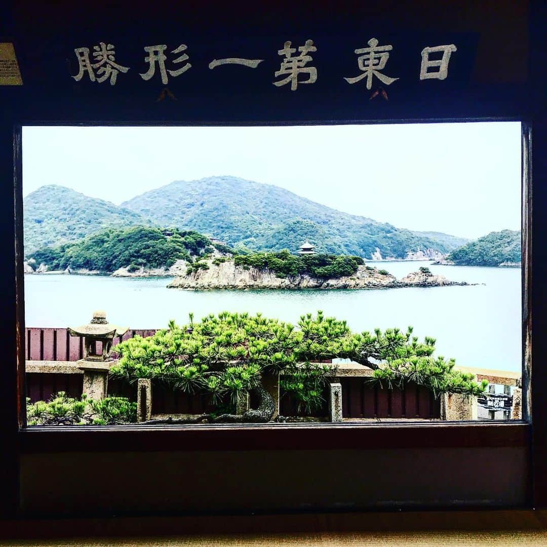 ただすけのインスタグラム：「鞆の浦の額縁 #鞆の浦」