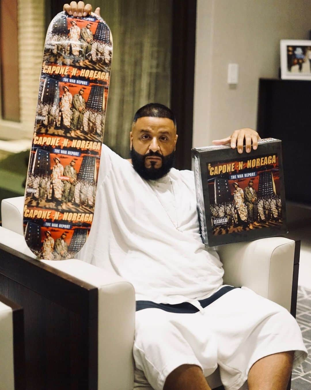 DJキャレドさんのインスタグラム写真 - (DJキャレドInstagram)「@therealnoreaga thank you for the classic gifts 🎁!」6月18日 14時26分 - djkhaled