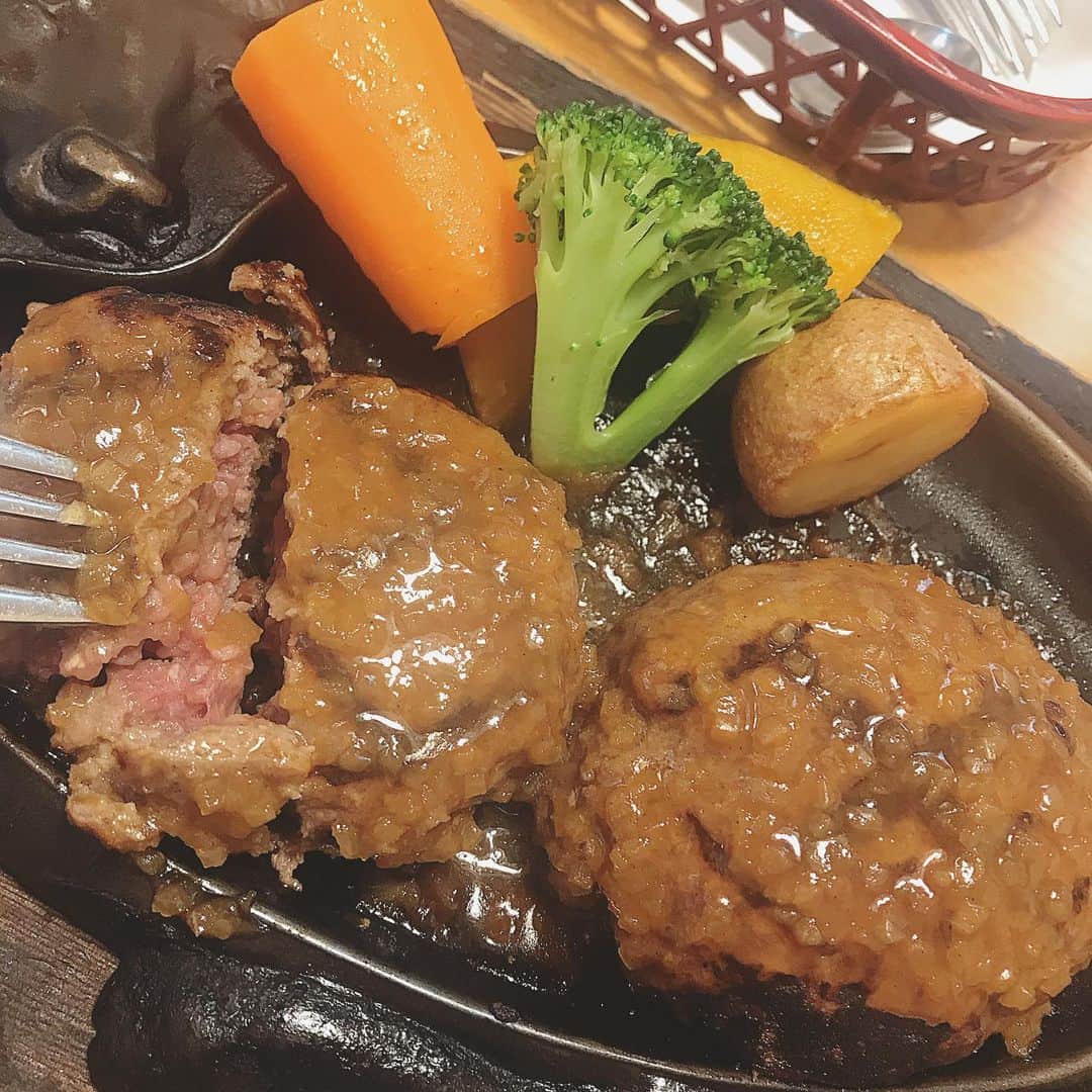 百瀬ひとみのグルメインスタ