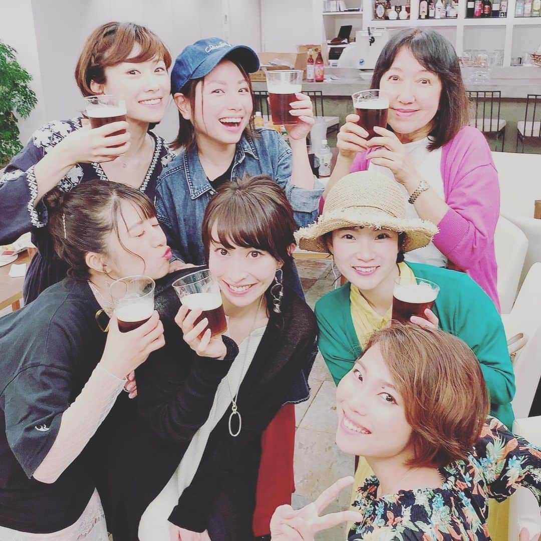 名塚佳織さんのインスタグラム写真 - (名塚佳織Instagram)「◟(ˊ꒵ˋ∗)◜∗.♪ 朗読『推定恋愛+』 無事終了しました♡ この作品に出会え この仲間に出会えて 本当に幸せでした♡ “ホタルの熱”の私役が まだ火照った体に残ってる… ご覧下さった皆さまの心にも 希望の光が灯っていたら幸いです♡ ご来場…そしてあたたかいお言葉 ありがとうございました´͈ ᵕ `͈ ♡°◌̊ #推定恋愛 #朗読 #母  今回の作品を任せてくれた 森さんと千代さんに心から感謝致します。」6月18日 15時08分 - nazuka_kaori424