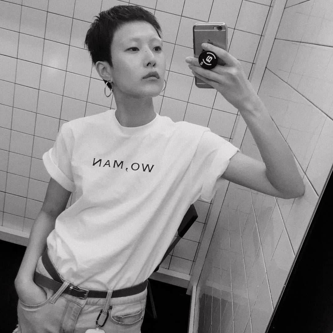 チョン・ソヒョンさんのインスタグラム写真 - (チョン・ソヒョンInstagram)「WO,MAN」6月19日 0時59分 - cochon_j