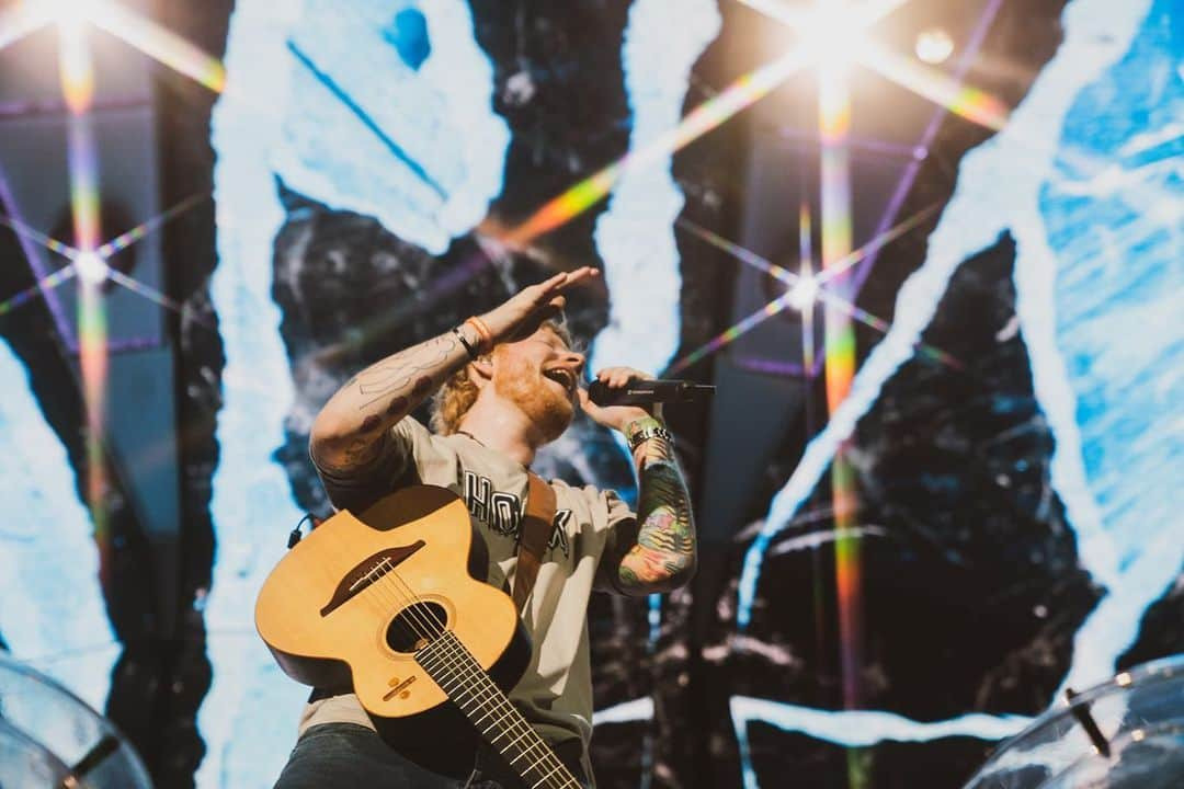 エド・シーランさんのインスタグラム写真 - (エド・シーランInstagram)「Rome ! 📸 @zakarywalters #dividetour」6月19日 1時23分 - teddysphotos