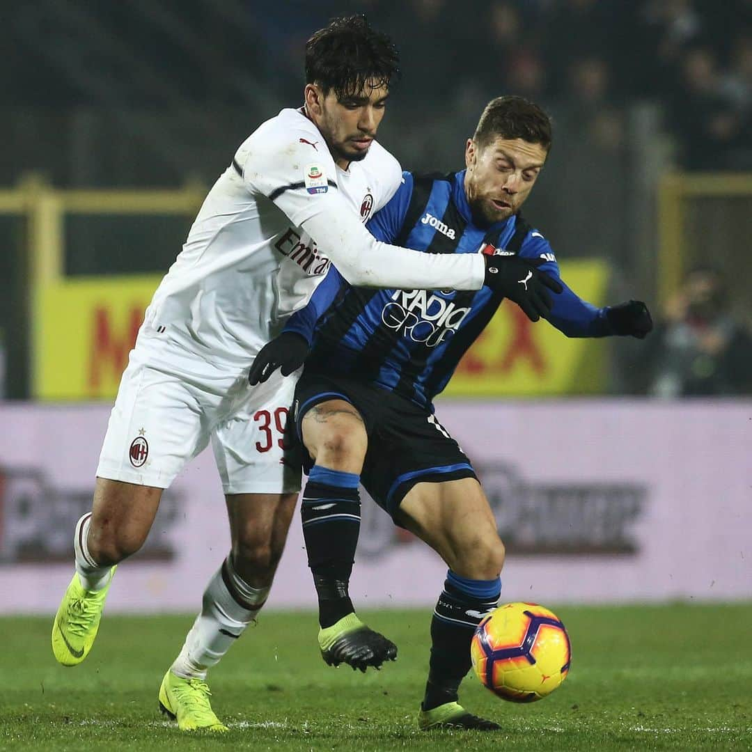 アタランタBCさんのインスタグラム写真 - (アタランタBCInstagram)「🎬 Atalanta Movie - Il film della stagione  3️⃣2️⃣ 😣 Delusione - Disappointment 🇮🇹 #SerieATIM #AtalantaMilan 1-3 ⚽️ @remo_freuler  #Atalanta3uropa #GoAtalantaGo ⚫️🔵」6月19日 1時15分 - atalantabc