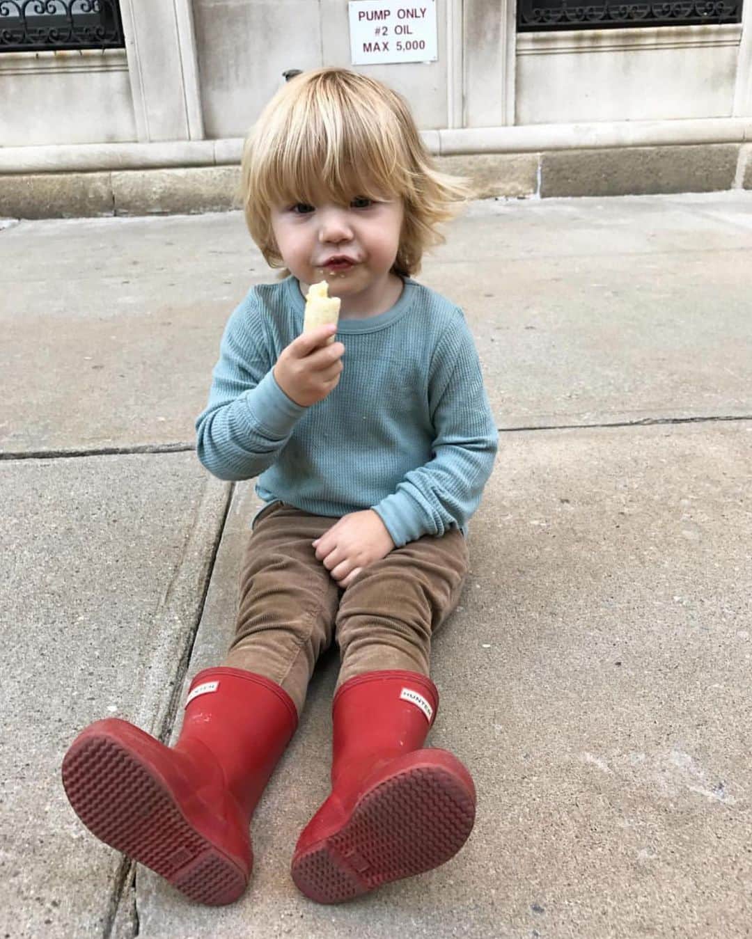 Amber Fillerup Clarkさんのインスタグラム写真 - (Amber Fillerup ClarkInstagram)「Happy birthday to my incredible boy!!!! 5 years ago I became a mama and couldn’t be more proud of the boy he is!!! This morning he woke up and asked if this means he gets to go to kindergarten now.. he cannot wait to start kinder this year!! He is smart, caring, obedient, enthusiastic, and so so so fun! So many memories together and so many more to come! Love you my baby boy!」6月19日 1時33分 - amberfillerup