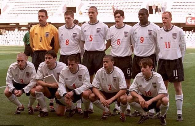 リオ・ファーディナンドさんのインスタグラム写真 - (リオ・ファーディナンドInstagram)「Wishing @england u21’s good luck this evening & for the tournament in Italy 👊🏽⚽️ ps... can anyone name the starting 11 above?! 👀」6月19日 1時36分 - rioferdy5