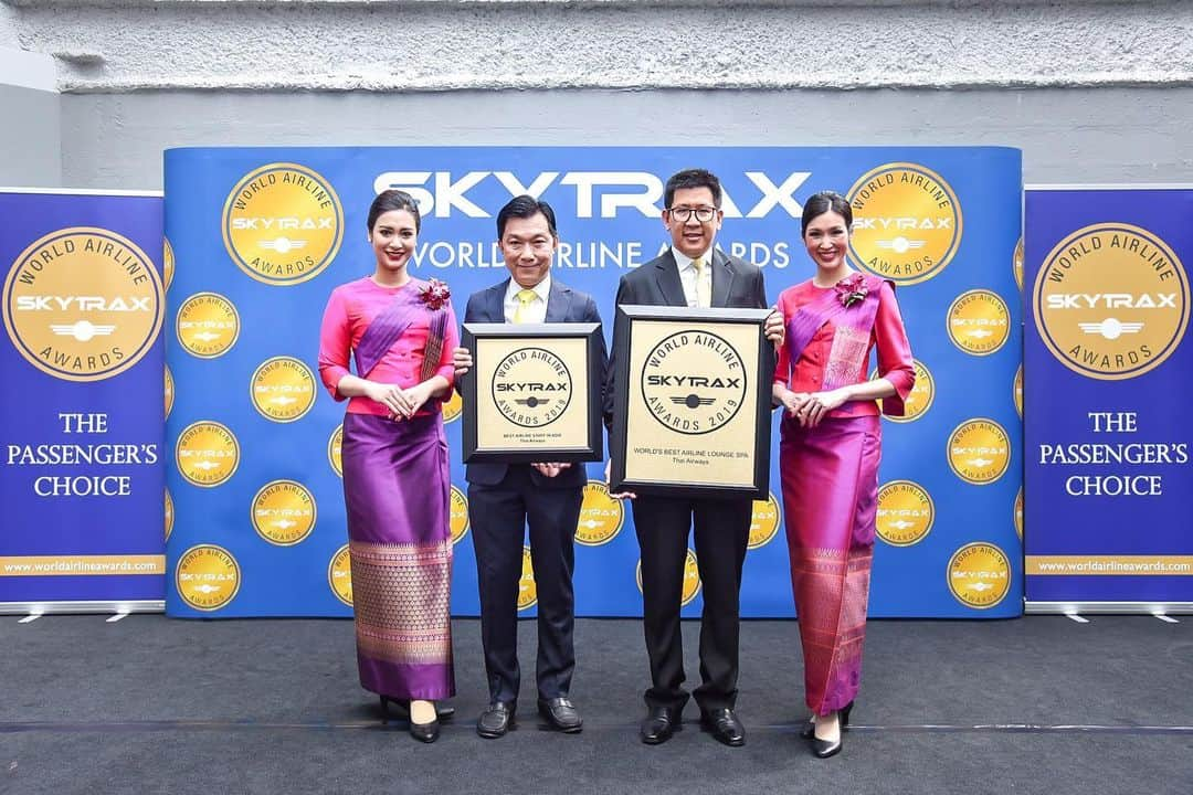 タイ航空さんのインスタグラム写真 - (タイ航空Instagram)「Today we have truly good news to share with our dear passengers. THAI recently received 2 Skytrax 2019 World Airline Awards for the World’s Best Airline Lounge Spa and the Best Airline Staff in Asia. Moreover, we are also ranked among this year's Top 10 Airlines. For us, these achievements are not just benchmarks of success; they are also the culmination of our determination and dedication to keep improving our overall products and services, so that your beautiful smile never go away when flying THAI. . For us, it is all of you, with your unfaltering trust and support, who are the true receivers of Skytrax 2019 World Airline Awards, and you have million thanks from our hearts, forever and always. . #ThaiAirways #Skytrax #Skytrax2019」6月19日 1時55分 - thaiairways