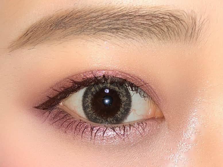 ぬーんさんのインスタグラム写真 - (ぬーんInstagram)「eye👁❤️ #eyemakeup #eyeshadow #eye #red #youtuber #nuuuuun #japanesegirl #mac #3ce #stylenanda #suqqu」6月18日 17時12分 - yukino_snow1211