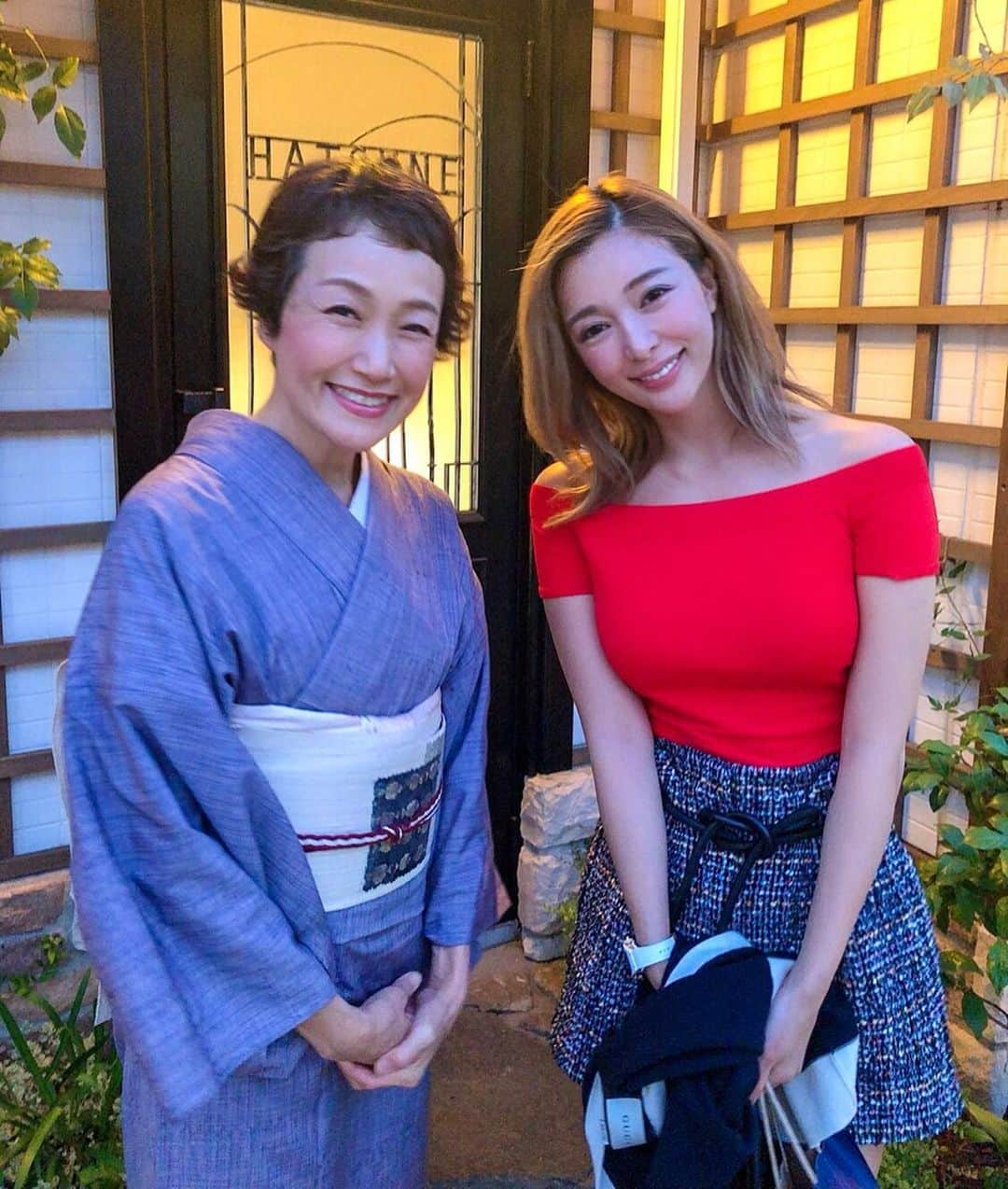 濱野りれさんのインスタグラム写真 - (濱野りれInstagram)「Sushi 'Hatsune' collaborate with 'Inomata'. It gonna be the second visit since the renovation. After eating Sushi, we moved to the next room and had dessert and coffee. I think this is only place to serve some coffee at a famous sushi restatrant in Japan. I love that!! .. #初音鮨 さんにお邪魔してきました🍣 女将さんの笑顔見れて幸せ😊 お寿司屋さんで食べる食後のデザートとコーヒーとっても美味しかったです😋🎊 .. .. .. #rirelog#hatsunezushi#kamata#tokyoeats#toptokyorestaurants#tokyogourmet#lovetoeat#eatlover#tabelog#sushimania#sushilover#鮨#お寿司#予約困難#食べログ高評価#食べログ4#蒲田グルメ #グルメ記録#東京グルメ」6月18日 17時08分 - riregram