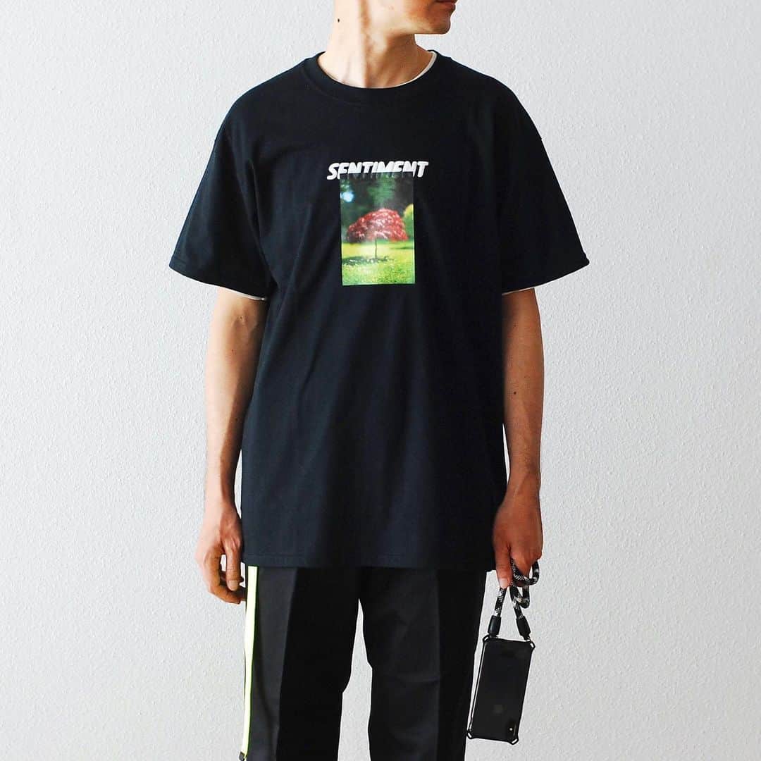 wonder_mountain_irieさんのインスタグラム写真 - (wonder_mountain_irieInstagram)「_ NOMA t.d. / ノーマ ティーディー “Tee -Black & White-” ￥7,560- _ 〈online store / @digital_mountain〉 Black Color → http://www.digital-mountain.net/shopdetail/000000009801/ _ White Color → http://www.digital-mountain.net/shopdetail/000000009809/ _ 【オンラインストア#DigitalMountain へのご注文】 *24時間受付 *15時までのご注文で即日発送 *1万円以上ご購入で送料無料 tel：084-973-8204 _ We can send your order overseas. Accepted payment method is by PayPal or credit card only. (AMEX is not accepted)  Ordering procedure details can be found here. >>http://www.digital-mountain.net/html/page56.html _ #NOMAtd  #ノーマティーディー pants→ #itten. ¥27,000- mobile strap→ #EPM ¥7,344- shorts→ #Needles ¥18,360- bag→ #Needles ¥6,264- _ 本店：#WonderMountain  blog>> http://wm.digital-mountain.info/blog/20190618/ _ 〒720-0044  広島県福山市笠岡町4-18  JR 「#福山駅」より徒歩10分 (12:00 - 19:00 水曜定休) #ワンダーマウンテン #japan #hiroshima #福山 #福山市 #尾道 #倉敷 #鞆の浦 近く _ 系列店：@hacbywondermountain _」6月18日 17時09分 - wonder_mountain_