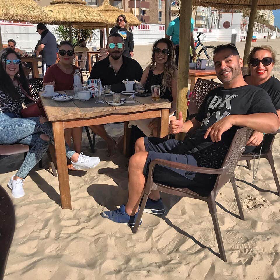 ホセ・マヌエル・フローレス・モレノさんのインスタグラム写真 - (ホセ・マヌエル・フローレス・モレノInstagram)「Cádiz ☀️ #beach #summer #myhouse #happiness #sun #relax #amazing #quality #top #instalike」6月18日 17時34分 - chicoflores