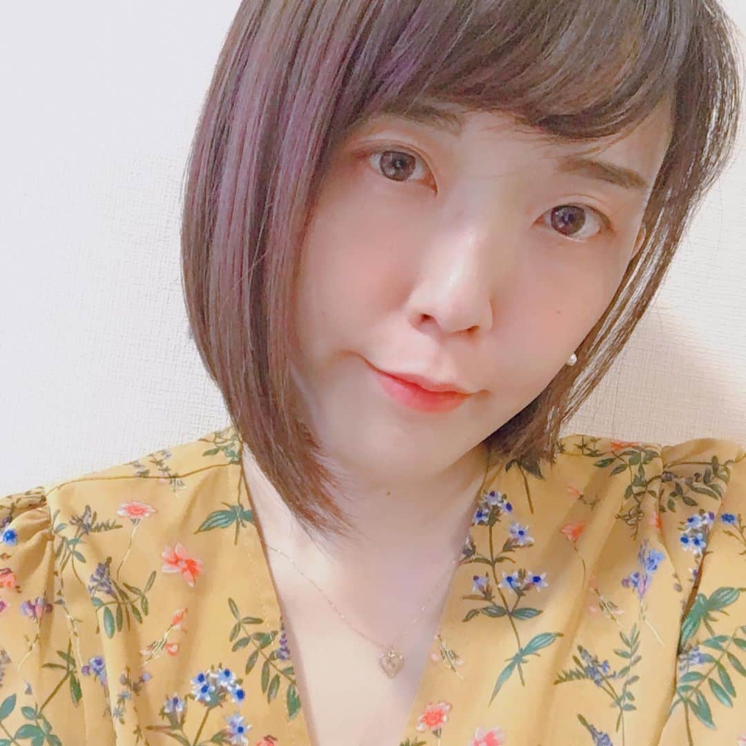 藤田彩さんのインスタグラム写真 - (藤田彩Instagram)「めちゃくちゃおひさしぶりな いんすたぐらむです。 . おひさしぶりです。 ぼちぼちいきてます。 . またいちだんと かみをみじかくしました。 . どんどんみじかく していきたくなってしまいますね。 . こまったこまった。 . . #たや日記 #たまにあらわれる #いきています」6月18日 17時46分 - tayayayayan