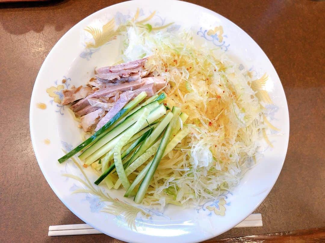 東原亜希さんのインスタグラム写真 - (東原亜希Instagram)「何気に初めて食べました🤤♡ 夏だね〜!! 鶏舎🍜」6月18日 18時54分 - akihigashihara