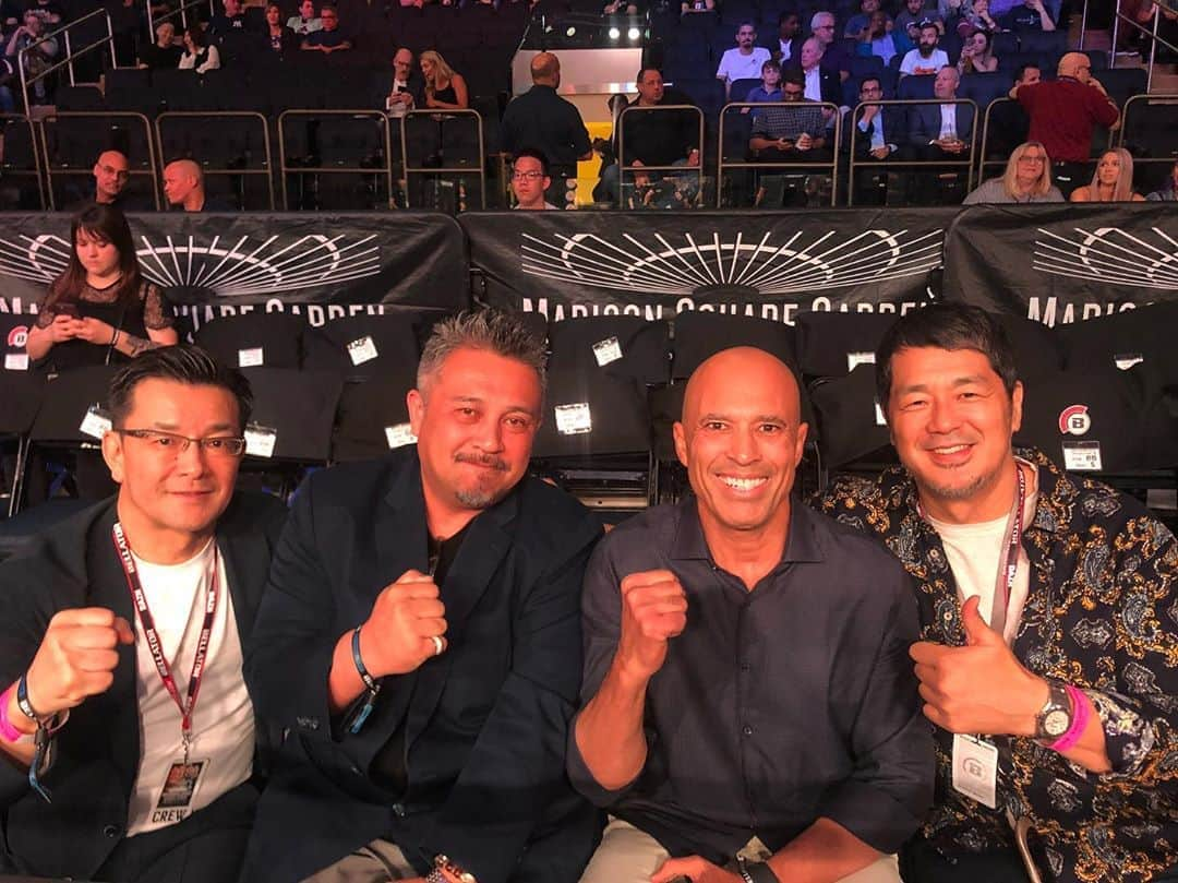 高田延彦さんのインスタグラム写真 - (高田延彦Instagram)「忘れもしないね！１９９３年11月のUFCデンバー大会のインパクト。あの日の主役となったホイスとチーーズ。 #msg  #ベラトール  #ホイスグレイシー  #ニューヨーク  #マンハッタン  #rizin」6月18日 19時12分 - takada_nobuhiko