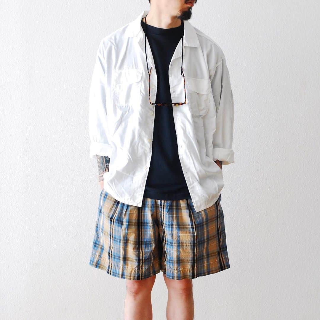 wonder_mountain_irieさんのインスタグラム写真 - (wonder_mountain_irieInstagram)「_ KAPTAIN SUNSHINE / キャプテンサンシャイン “Athletic Wide Shorts” ￥32,400- _ 〈online store / @digital_mountain〉 http://www.digital-mountain.net/shopdetail/000000009594/ _ 【オンラインストア#DigitalMountain へのご注文】 *24時間受付 *15時までのご注文で即日発送 *1万円以上ご購入で送料無料 tel：084-973-8204 _ We can send your order overseas. Accepted payment method is by PayPal or credit card only. (AMEX is not accepted)  Ordering procedure details can be found here. >>http://www.digital-mountain.net/html/page56.html _ 本店：#WonderMountain  blog>> http://wm.digital-mountain.info/blog/20190618-1/ _ #KAPTAINSUNSHINE #キャプテンサンシャイン styling.(height 174cm weight 60kg) shirts→ #itten. ￥25,920- tee→ #KAPTAINSUNSHINE ￥10,800- glass cord→ #acdesign ￥19,980-  eyewear→ #lescalunetier ￥39,960- _ 〒720-0044  広島県福山市笠岡町4-18 JR 「#福山駅」より徒歩10分 (12:00 - 19:00 水曜定休) #ワンダーマウンテン #japan #hiroshima #福山 #福山市 #尾道 #倉敷 #鞆の浦 近く _ 系列店：@hacbywondermountain _」6月18日 19時23分 - wonder_mountain_