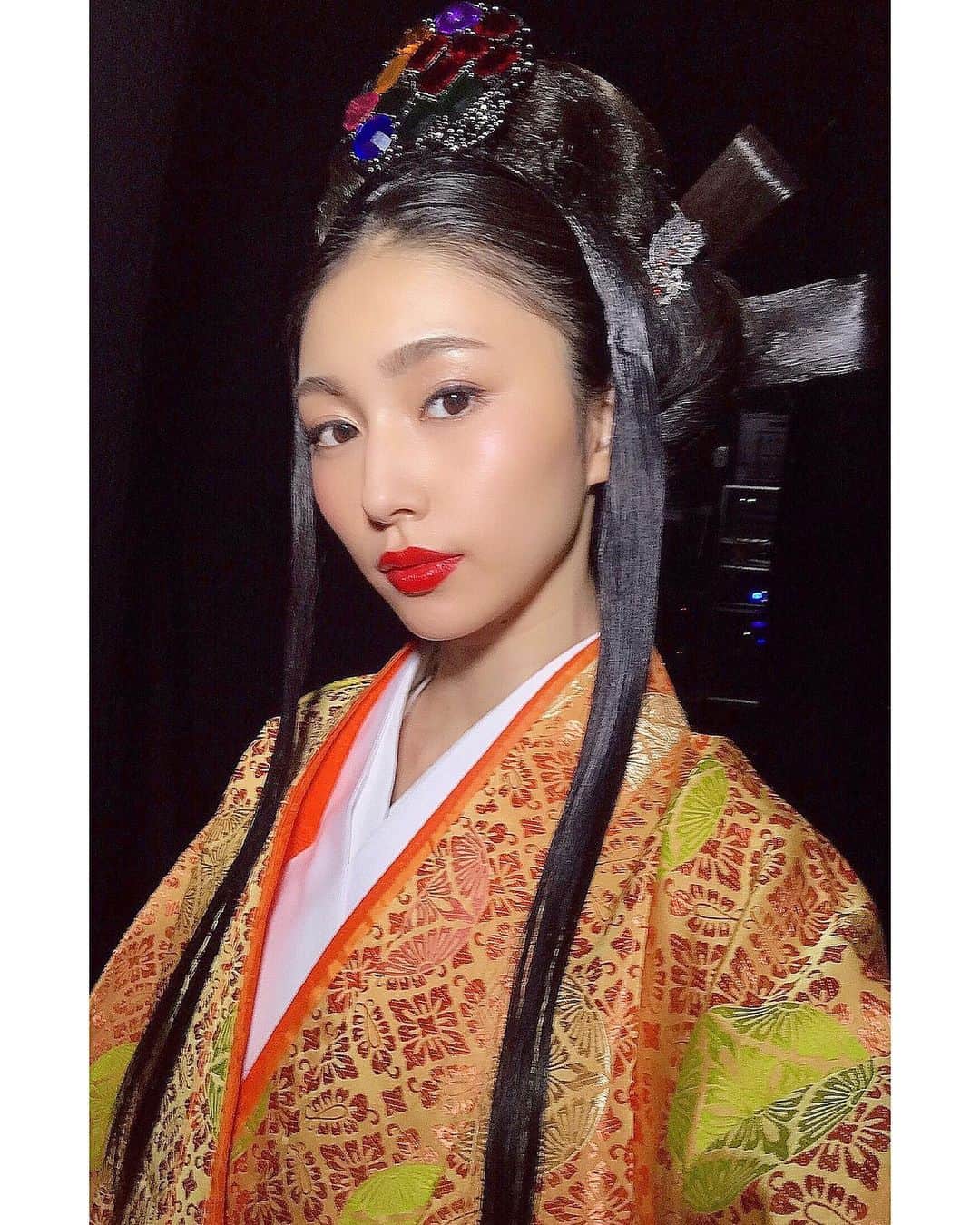 西村円花のインスタグラム：「・ Fashion Cantata from KYOTO 2019 ・ ・ ・ 少し前のだけど、 素敵な衣装と ヘアメイクだよね🧐💋✨ ・ #fashioncantata」