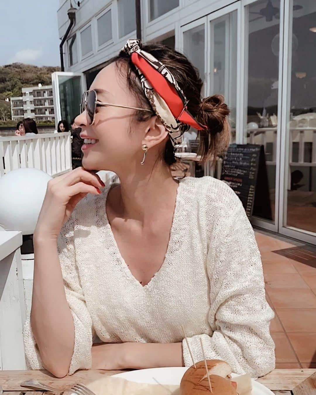 asami0510のインスタグラム：「ｓｕｍｍｅｒ ｋｎｉｔ❤︎❤︎ また気持ちの良い場所にドライブ行きたいなぁ〜🎵 穏やかな毎日🌼 #hayama #drive #maternity #maternitylife #妊婦 #マタニティ #マタニティライフ #葉山」